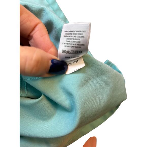 EUC Figs Casma PO#1764 Fresh Aqua Size Medium - Picture 3 of 6